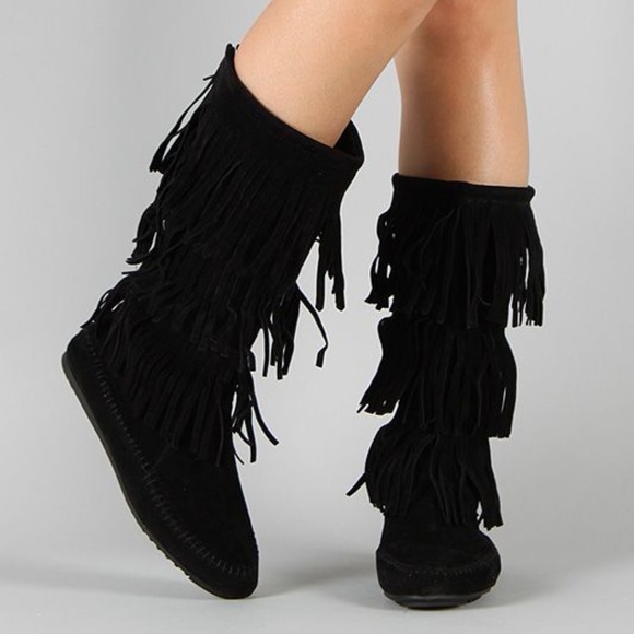 Minnetonka Shoes - Minnetonka Calf Hi 3-Layer Fringe Black Boot